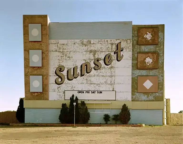 Stephen Shore. “Sunset Drive In, West 9th Avenue, Amarillo, Texas”, 1974.